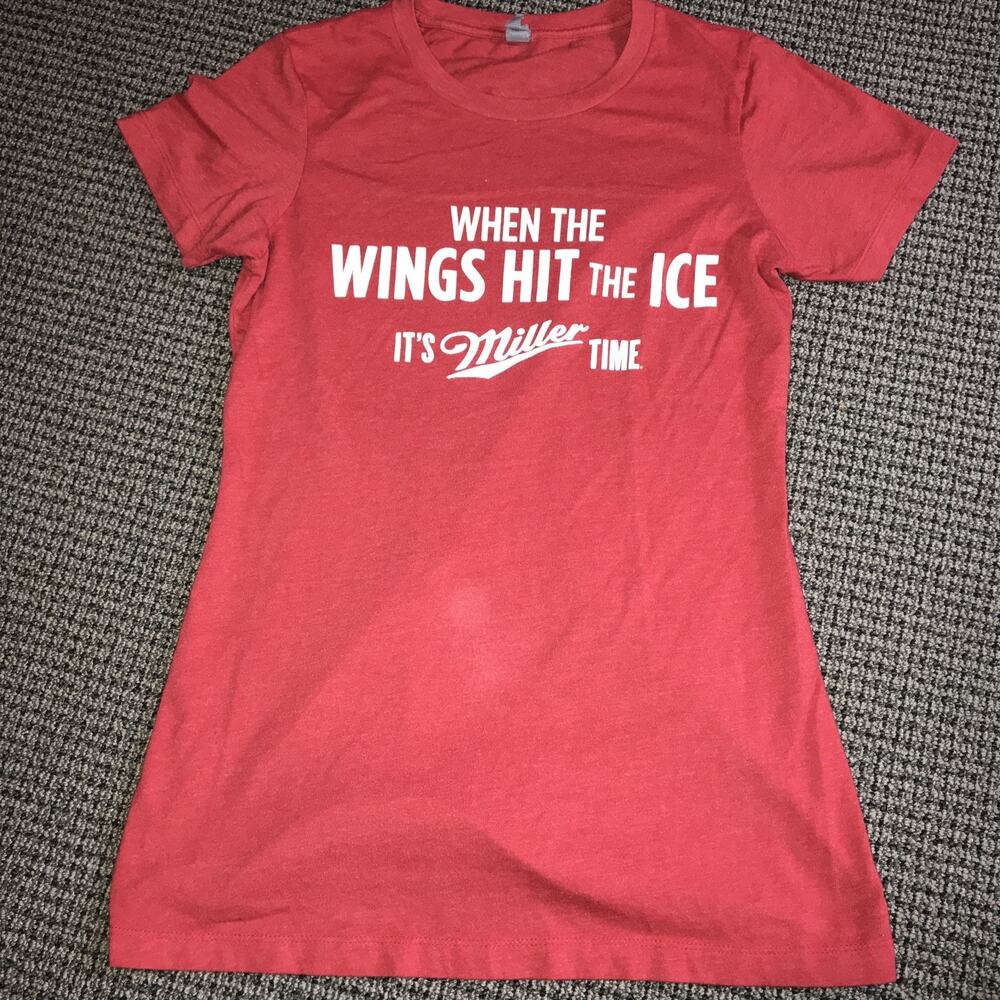 Detroit Red Wings Womens Medium Red Miller Lite Tee
